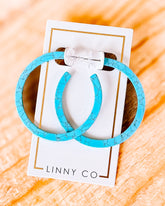 Linny Co Holly Medium Hoop Earrings