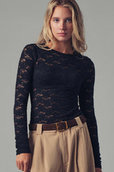 Trend Notes Floral Lace Layering Top