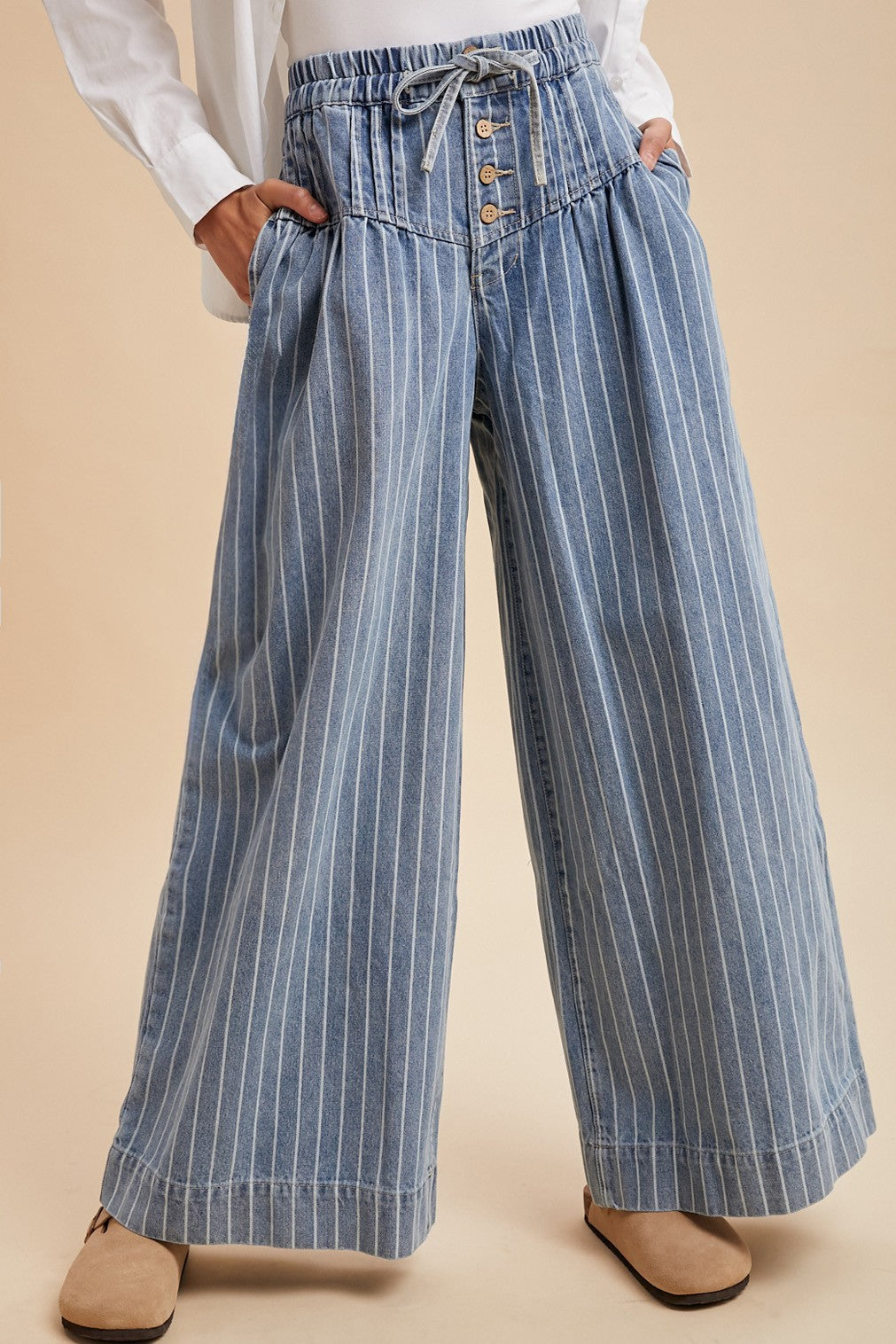 Anniewear Striped Pants